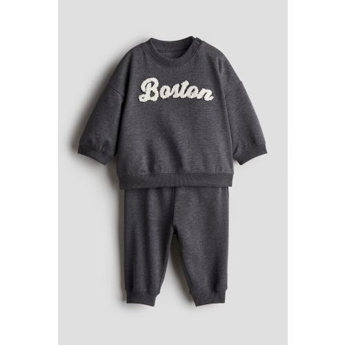 2-piece Set with Text Motif