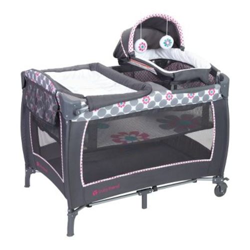 Baby Trend Lil Snooze Deluxe Ii Nursery Center - Daisy Dots