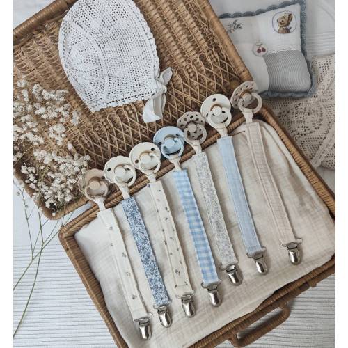 Pacifier clip pacifier clip