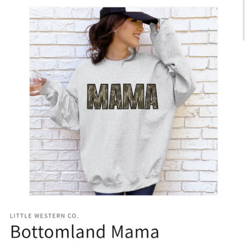 Bottomland Mama Crewneck - Gildan