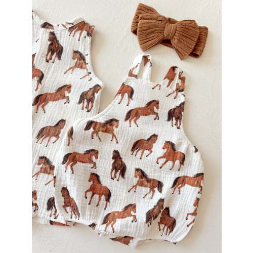 Sunsuit, Horses