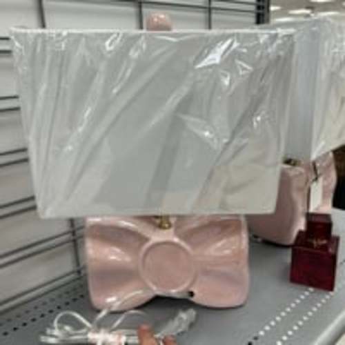 Super cute pink bow ceramic desk lamp - square - 17”