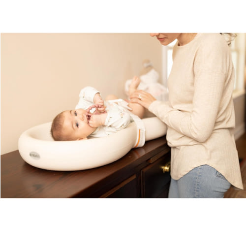 Keekaroo Peanut Changer Baby Vanilla– The Original Made in USA Easy-to-Clean Changing pad and The only Shell Over Foam, Fully Water Repellant