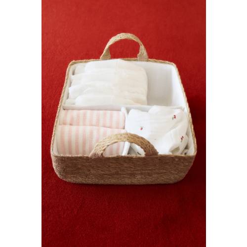 SEAGRASS NURSERY ORGANIZER