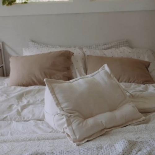 Peekaboo Pillow | Original