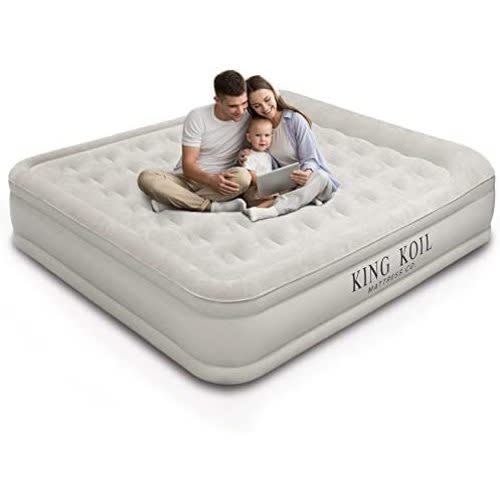 King Koil Pillow Top Plush Queen Air Mattress With Built-in High-Speed Pump Best For Home, Camping, Guests, 20" Queen Size Luxury Double Airbed Adjustable Blow Up Mattress, Waterproof, 1-Year Warranty