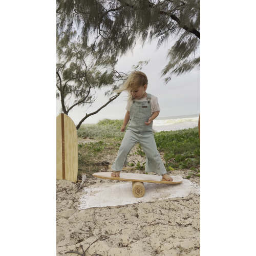 Surf balance board – Barefoot and Salty