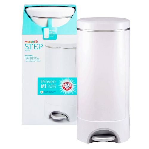 Munchkin Step Diaper Pail, Powered By Arm & Hammer
