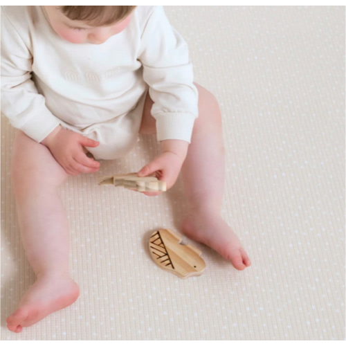 Speckled Play Mat - Cloud – Munchkin & Bear