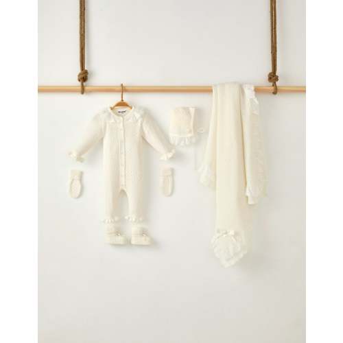 MI LOVES SIGNATURE Beautiful Ivory 5 piece Hospital/Coming home set with Lace frill details(including Blanket/Romper/Mittens/Booties/Hat)