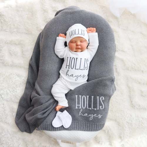 Baby outfit set with Cotton knit blanket