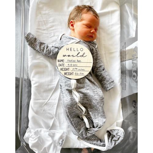Hello World | Birth Announcement | I’m New Here | New Baby Sign | Custom Wood Sign | Birth Stats Sign | Baby Photo Prop | New Mom Gift