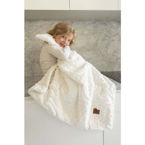 Ultra-Soft Solid Ivory Fur Blanket