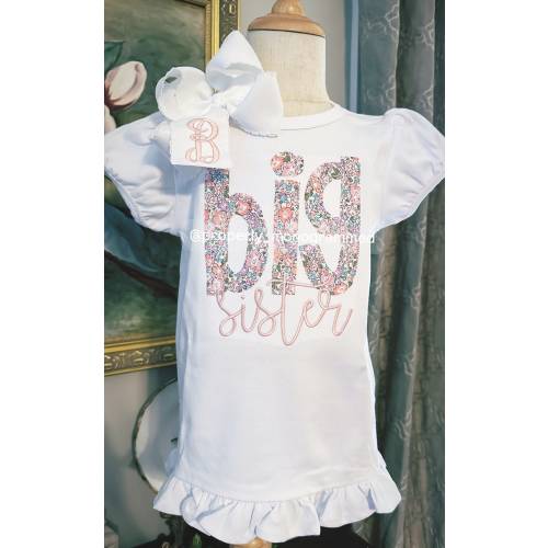 Big Sister shirt / Big Sister applique / Big Sister / Little Sister gown/ Little Sister Romper/ siblings shirt/ Big and Little Sister shirts