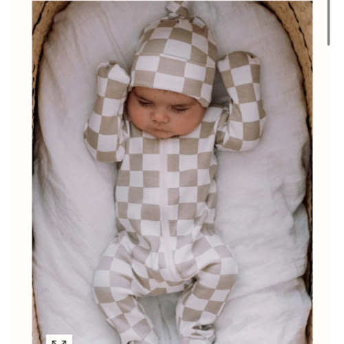 Tiramisu Checkerboard / Organic Zip Footie – SpearmintLOVE