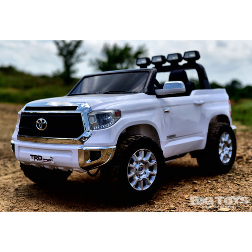 24v Toyota Tundra XL Ride On Truck w/ Leather Seat & Rubber Tires - White - Big Toys Green Country