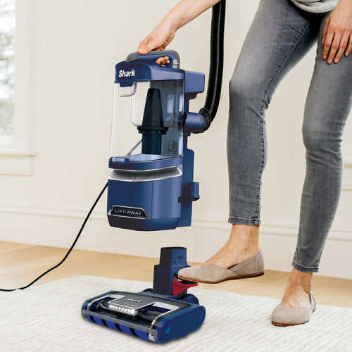 Shark Performance Lift-Away Adv Vacuum