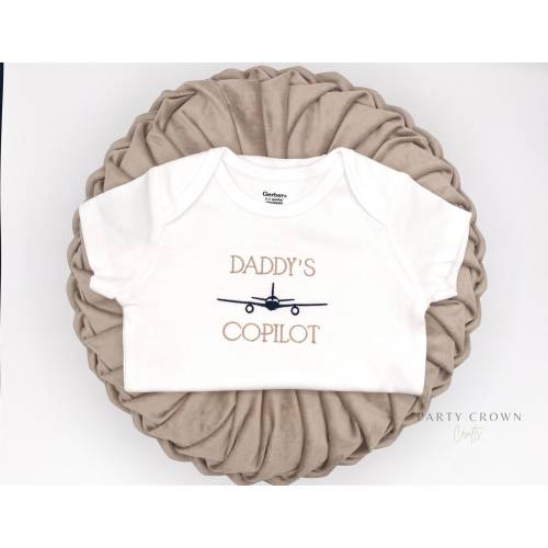 Embroidered Daddy’s Copilot ONESIES® Brand • Airplane Bodysuit • Pregnancy Announcement • Baby Copilot on the way • Baby Shower Airplane