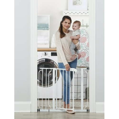 Regalo Easy Step 38.5-Inch Extra Wide Baby Gate, Includes 6-Inch Extension Kit, 4 Pack Pressure Mount Kit and 4 Pack Wall Mount Kit