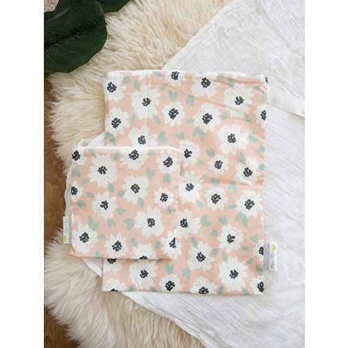 Itzy Ritzy Sealed Wet Bag with Adjustable Handle – Washable and Reusable Wet Bag with Water Resistant Lining Ideal for Swimwear, Diapers,Measures 11” x 14”, Playful Petals,WBMH8496