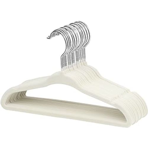 ManGotree Childrens Velvet Clothes Hangers, Baby Kids Hangers for Clothes Space Saving Non-Slip 15Pack (Cream)