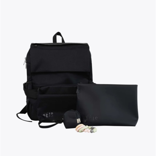 BÉIS 'The Ultimate Diaper Backpack' in Black - Diaper Bag & Diaper Backpack