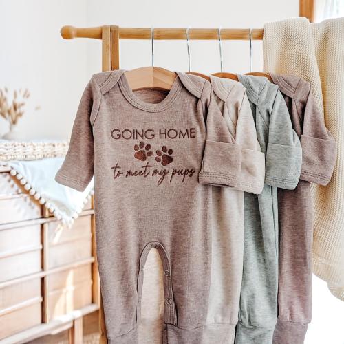 Embroidered "Going Home to Meet My Pups" Romper: Newborn Outfit for Dog Lovers