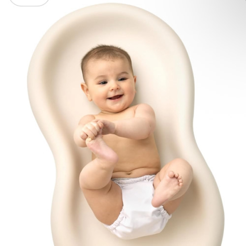 Keekaroo Peanut Changer Baby Vanilla– The Original Made in USA Easy-to-Clean Changing pad and The only Shell Over Foam, Fully Water Repellant
