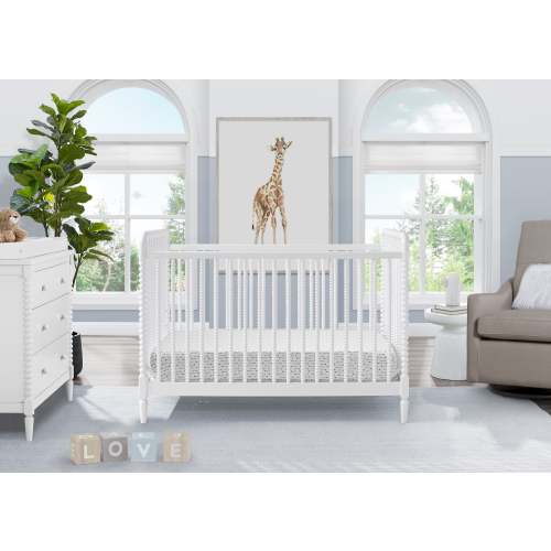 Saint 4-in-1 Convertible Crib