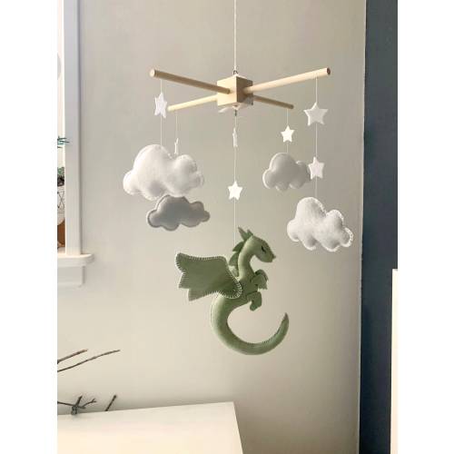 Baby mobile - Dragon mobile - felt mobile - baby mobile dragon - dragon nursery - fairytale nursery - baby decor- gender neutral baby