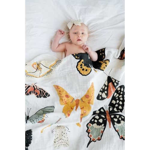 CLEMENTINE KIDS Muslin Infant Swaddles (Butterfly Collector)