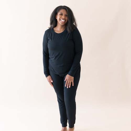 Women's Jogger Pajama Set in Midnight | Kyte Baby
