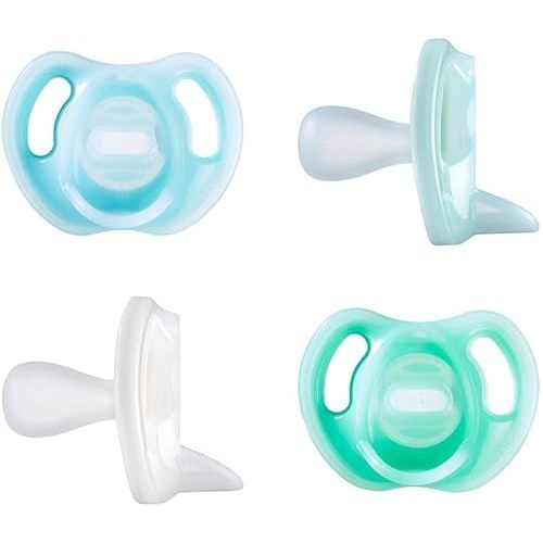Tommee Tippee Ultra-light Silicone Pacifier, Symmetrical One-Piece Design, BPA-Free Silicone Binkies, 0-6 months, Pack of 4 Pacifiers