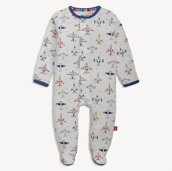 Magnetic Footie – Magnetic Me — Size 6-9M
