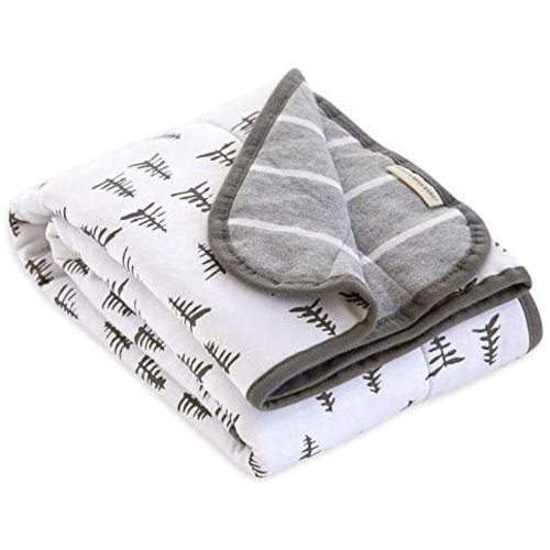 BURT'S BEES BABY - Reversible Blanket, Nursery, Stroller & Tummy-Time Organic Jersey Cotton Quilted Infant & Toddler