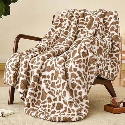 PHF Giraffe Print Sherpa Fleece Throw Blanket for Teens Kids, Reversible Thick and Warm Blanket for Winter, Ultra Soft Fuzzy Animal Pattern Bedding for Bed Sofa Couch Travel, 50x60