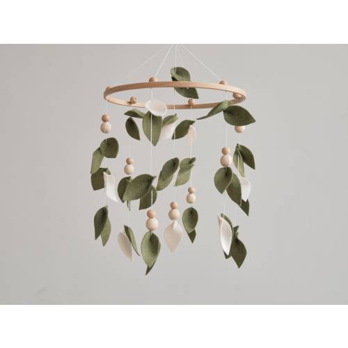 Felt Leaf Baby Mobile – Woodland Green Boho Nursery Decor