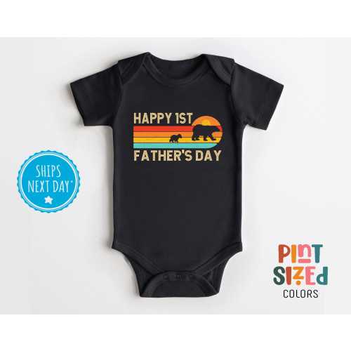 Happy First Father&#39;s Day Onesie® - Retro I Love My Dad Bodysuit - Fathers Day Baby Onesie® - Black