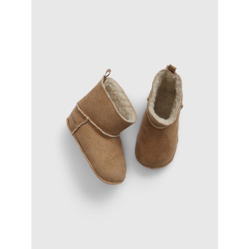Baby Sherpa-Lined Boots in natural brown, size: 3-6 M