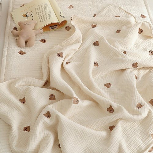 Bear Design Cotton Blanket