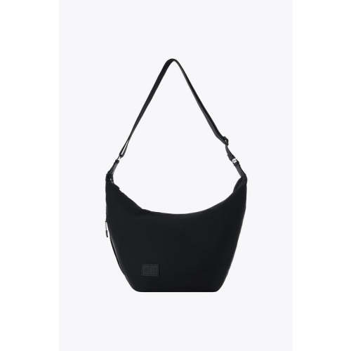 BÉIS 'The Diaper Backpack' in Black - Black Diaper Bag & Diaper Backpack
