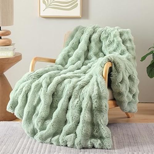 Smoofy Faux Fur Throw Blanket for Couch – Sage Fluffy Cozy Rabbit Fleece, Plush Soft Bubble Blanket for Sofa & Bed, for Mom, Warm Fuzzy Home Room Decor Throw 50" x 60"