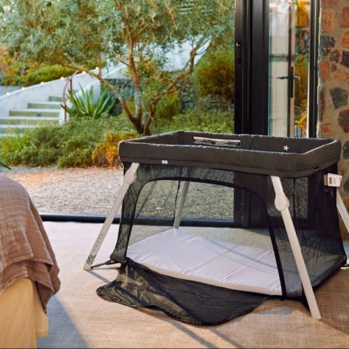 Guava Lotus Travel Crib