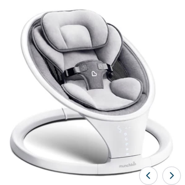 Baby Swing | Bluetooth® & Touchscreen | Munchkin