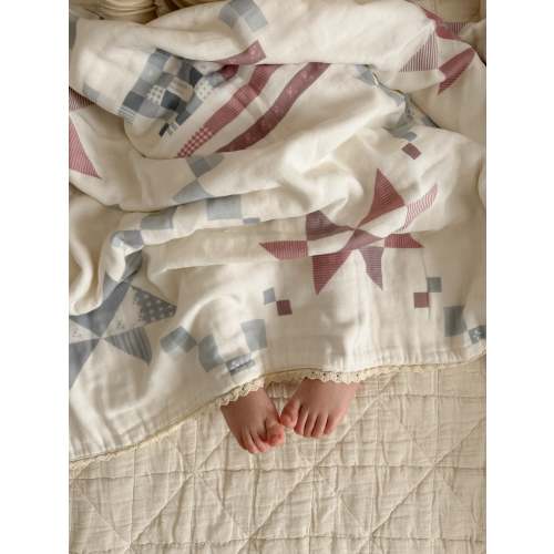 Vintage American Flag QUILTED 6 Layer Gauze Blanket