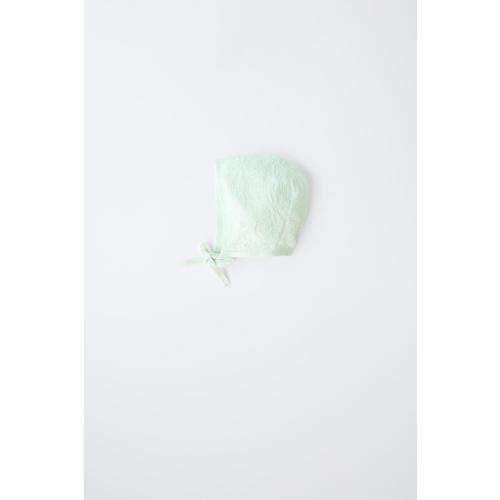 COTTON AND SILK KNIT BONNET - Pastel green | ZARA United States