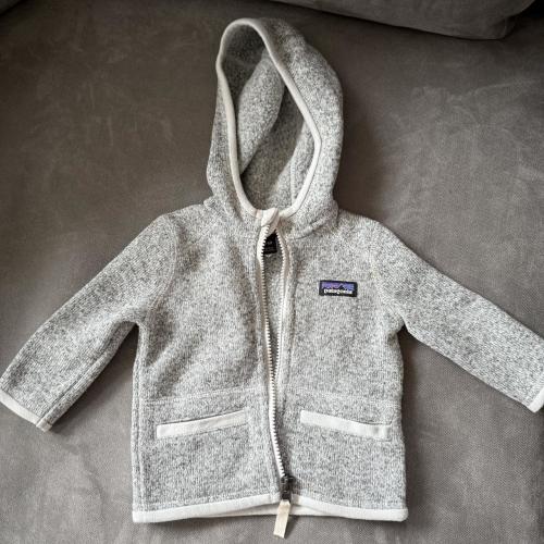 Grey Patagonia baby zip-up jacket
Size 3-6m
Some...