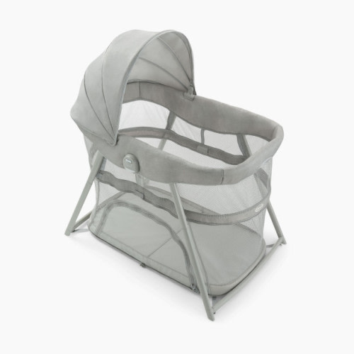 Graco DreamMore Bedside Bassinet Deluxe with Calming Motion - Skyler