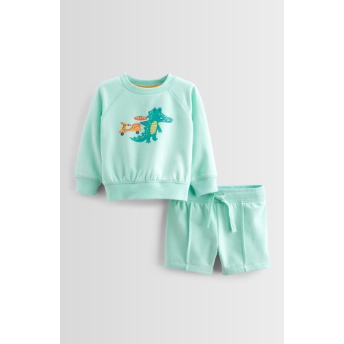 Graphic Sweatshirt & Pintuck Shorts