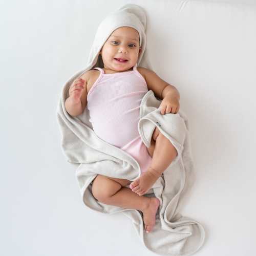 Hooded Bath Towel in Oat